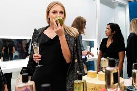Passeio a pé de meio dia, pontos turísticos de Paris e experiência divertida em perfumes