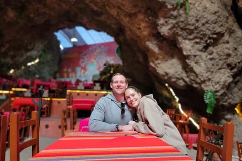 Full experience: Basilica + Teotihuacan + cave + transport