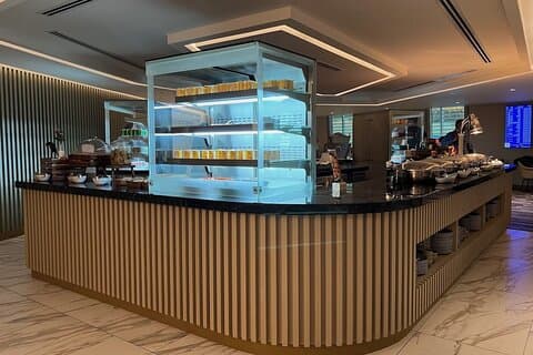 Accesso alla sala VIP dell'Aeroporto Internazionale di Abu Dhabi (AUH).