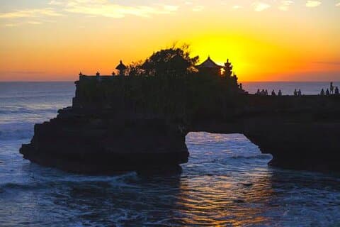 Tanah Lot Temple, rizière en terrasse et visite du lac Twin