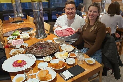 Majang Meat Market Experience: Private Tour with Han-woo Beef BBQ