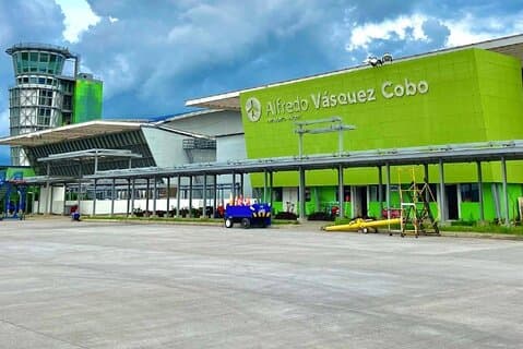 Arrival or Departure Transfer Alfredo Vásquez Cobo Airport