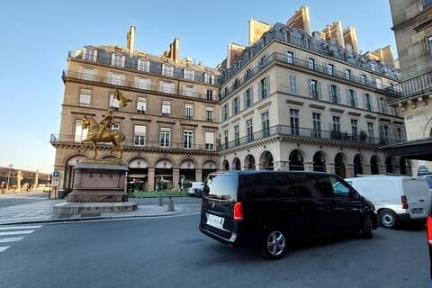Trasferimento privato all'interno di PARIGI (Hotel / AirBnB / Stazione ferroviaria)