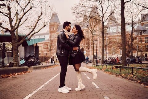 Amsterdam: Professionell Rijksmuseum & Museumplein Photoshoot