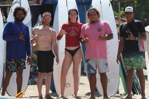 2-timers privat eller gruppe surfing i Tamarindo!