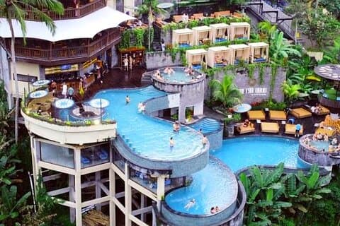 Cretya Ubud und Ayung Rafting-Tour