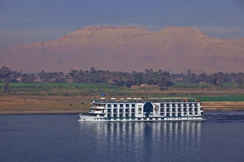 4 Days 3 Night Nile Cruise From Aswan To Luxor with private guide