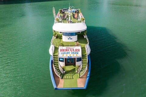 Excursion d'une journée de luxe en croisière Hercules dans la baie d'Halong depuis le port