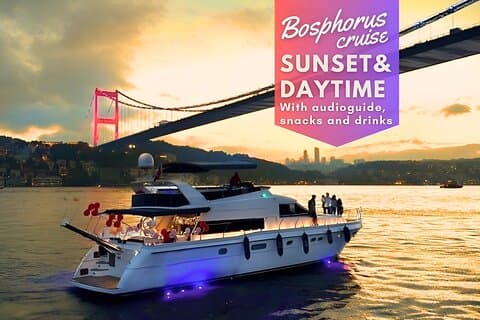 Istanbul: jachtcruise met kleine groepen met snacks, zonsondergang of overdag