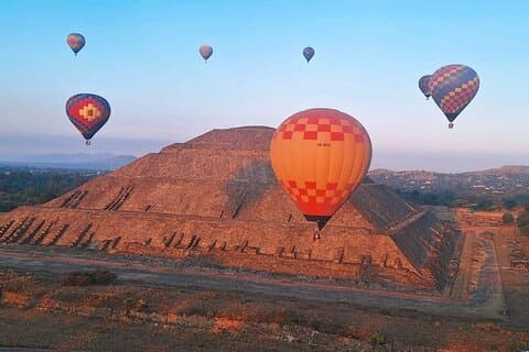 All-inclusive luchtballonvlucht boven Teotihuacan