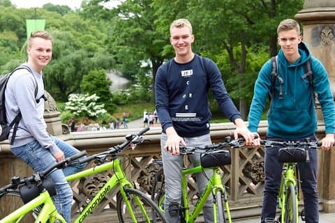 Solicitud de recorrido autoguiado en bicicleta o a pie por Central Park