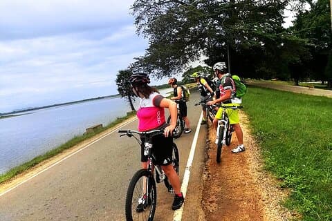 Polonnaruwe Ancient City Cycling Day Tour from Kandy