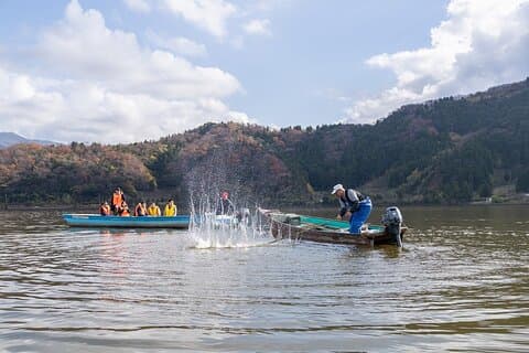 Culinary Journey with Traditional Fishing Method Tour