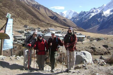 9 Tage LANGTANG TAL TREKKING IN NEPAL