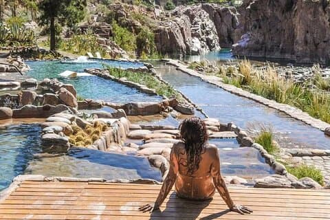 Ganztägiges Cacheuta Thermal Spa-Privileg mit Verpflegung und Transport
