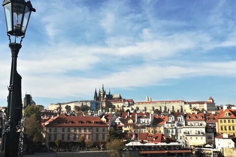 Visita al Ponte Carlo e al Castello di Praga. In inglese