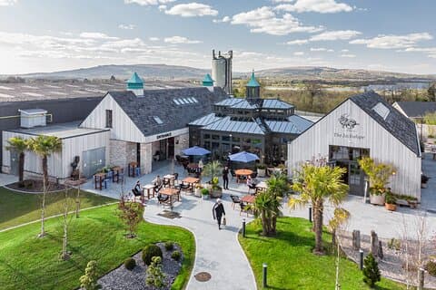 Guidad tur till Shed Distillery av PJ Rigney i Leitrim