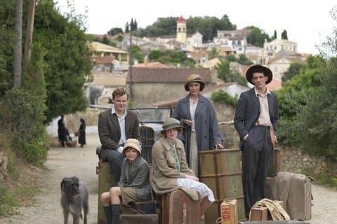 Den Durrells in der Stadt und auf dem Land folgen