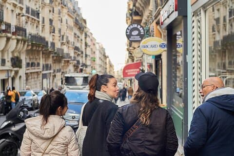 -Kids friendly- Eat, play, love Montmartre: 3H Walking Food Tour