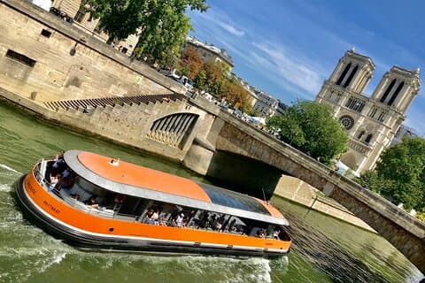 Seine River Sightseeing Cruise from Notre-Dame