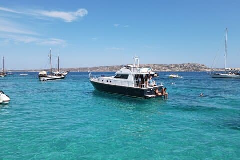 Daglig båttur i La Maddalena Archipelago från Palau