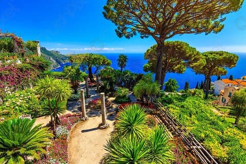 Private and guided Amalfi and Ravello tour from Naples