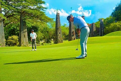 Cinnamon Hill : trasporto per il golf da Runaway Bay Hotels