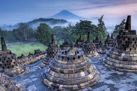 Borobudur Sunrise Merapi-vulkanen och Prambanan privat dagstur