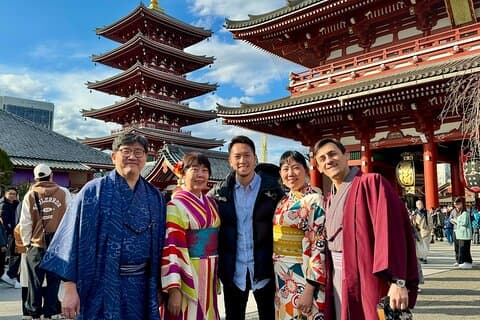 Tokyo: Private Customized Tour with Local Guide