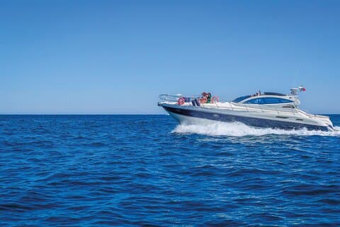 Privato Full Day Algarve Yacht Charter