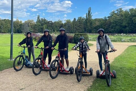 Points forts de Budapest avec une visite guidée en tricycle électrique