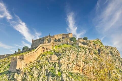Visite complète du Péloponnèse Delphi Meteora 4 jours