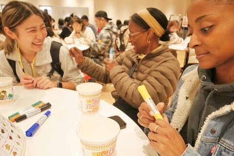 横浜 : 自分だけのカップヌードル＆中華街散策