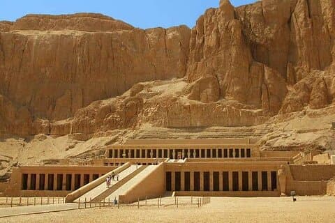 Private day tour to visit the Valley of the Kings and Queens
