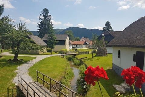 Excursión de un día al pueblo étnico más hermoso de Kumrovec
