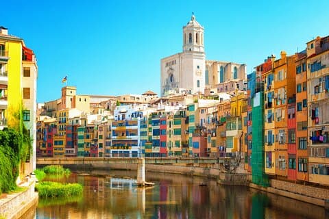 Tour privato della città di Girona e della Costa Brava da Barcellona