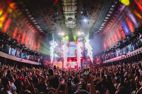 Hollywood Club Crawl in Los Angeles