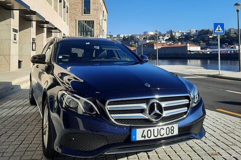 Porto til/fra Lissabon privat transfer med bystoppesteder