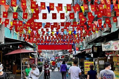 [E-sim gratis] SaiGon Hidden Gem Halfday Explora la vida local Tour