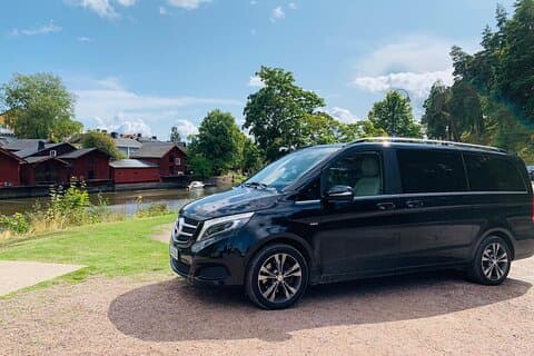Privat sightseeingtur i Tallinn med VIP-bil