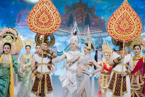 Glamour Golden Dome Cabaret Show Adgangsbillett i Bangkok