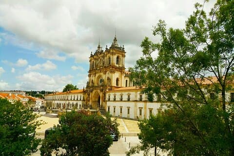 Excursão privada em Batalha, Alcobaça, Óbidos, Fátima e Nazaré