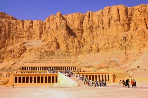 Excursion privée d’une journée : Cisjordanie – Vallée des Rois et Temple Karnak