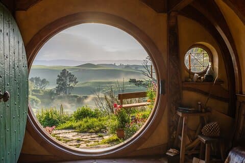 Tauranga to Magical Hobbiton Movie Set - Private Shore Excursion