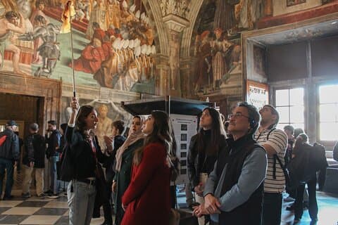 Hotell i nærheten av Skip-the-Line Vatican Museum, Sistine Chapel & St Peter Basilica