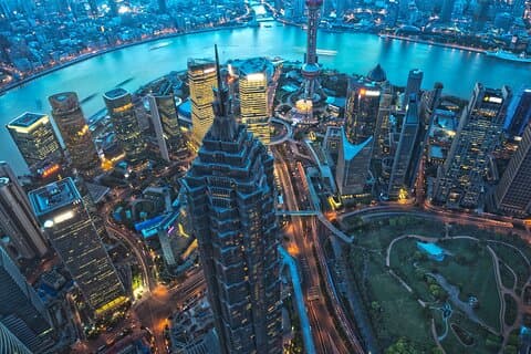 Private Transfer: Shanghai Hotels to Shanghai Hongqiao Airport