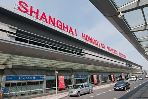 Private Departure Transfer: Hotel to Shanghai Hongqiao Railway Station