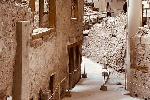 Akrotiri Family Treasure Hunt ,kid friendly Archeology Adventure