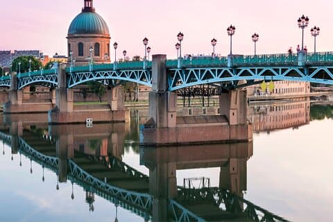 Toulouse Scavenger Hunt & Self-Guided Audio Walking Tour