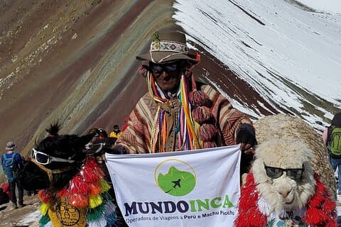 Rainbow Mountain Tour um 7:00 Uhr 2024
